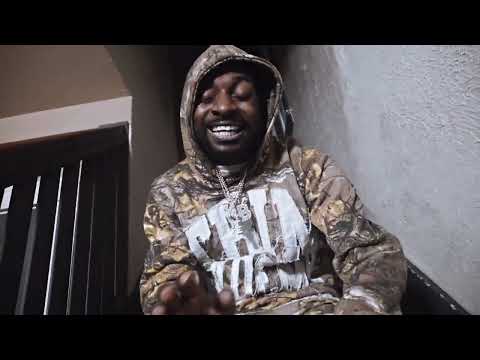 3200 Tre - "Chest Tubes"  (Official Music Video)