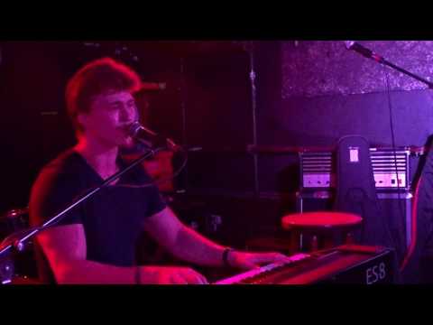 Nico Grund Live @Cologne MTC – More Than Ok