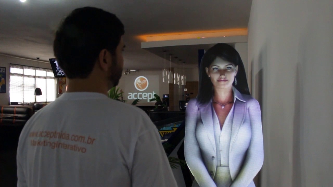 Manequim virtual. Virtual Assistant Hologram