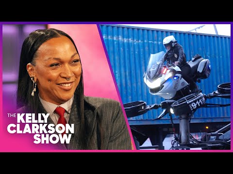 Kelly Clarkson Wants To Ride Kali Reis' Quadcopter From 'Mercy'