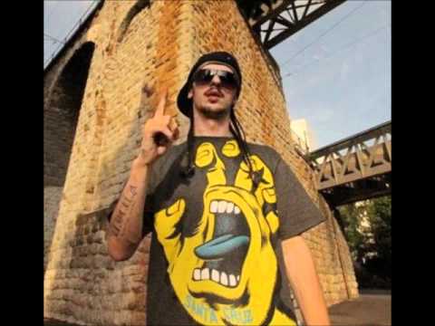 AK ft JR - Chic Chillious 2011