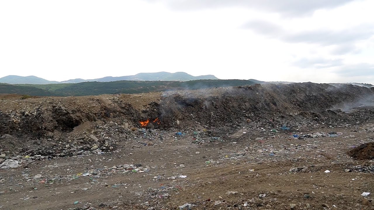 Пожарът на сметището в Кърджали продължава да тлее, рекултивацията на клетка №1 приключва в края на септември