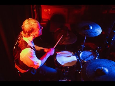 ABUZZ - VUUR/PRUNK (LIVE)