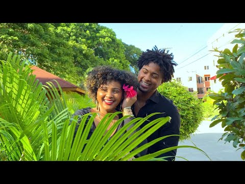 EmmaKings & @scarletevang - Me Enamoré (Official Video) 4K