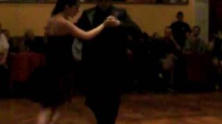 Federico Naveira e Inés Muzzopappa en Salón Canning Parakultural I