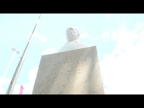 U Vukovaru svečano otkrivena spomen - bista Danijelu Rehaku