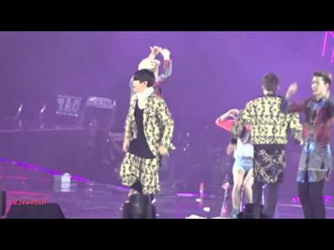 [HD] 140602 Baekhyun dancing to SNSD Genie in HK