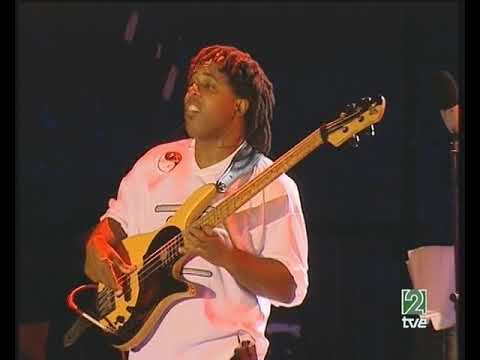 Victor Wooten w/Bela Fleck & The Flecktones - Jazzaldia 2006-07-23 (better quality ?)