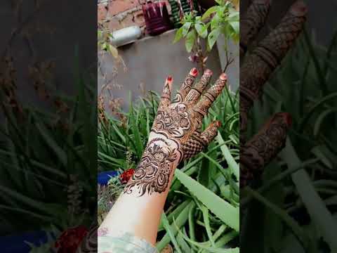 Beautiful bridal mehndi design 🥰