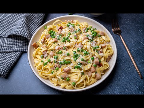 Pasta alla Papalina - Creamy Ham and Peas Pasta