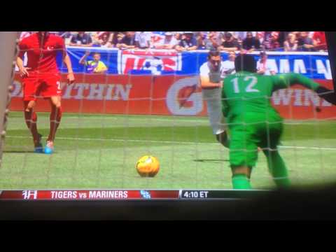 Clint Dempsey Nutmeg on Defender | USA vs Turkey | International Friendly | 2014 June 1