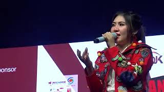Download lagu Via Vallen - DDU DU DDU DU (Live Hongkong) mp3