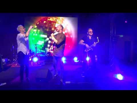 ESCKAZ in Kyiv: Sunstroke Project (Moldova) - Walking In The Rain (in Euroclub)