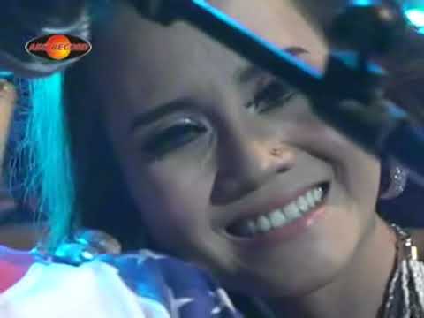 Eny Sagita - Mendhem Kangen | Dangdut (Official Music Video)