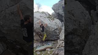 Video thumbnail de Problem 28 (Boulder 15, El Cantu), 6b+. Terverga