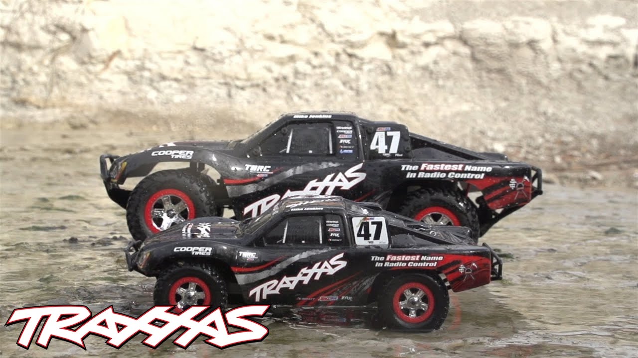 RC auto Traxxas Slash 1:16 RTR, červená