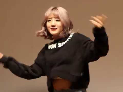 190202 Pink Fantasy Yubin Boy Group Medley