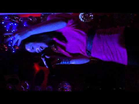 Magdalena Tul - Single Ladies (Łódź Eurovision Party 2011).MP4