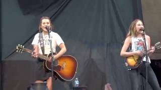 Maddie &amp; Tae - Shut Up and Fish - 8/11/2016