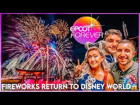 🔴LIVE:Epcot Forever|Fireworks Return to Disney World|Friday with Friends!