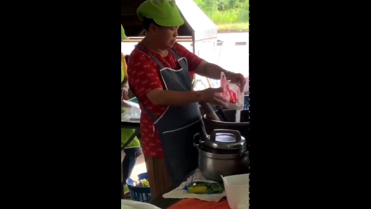 Cooking with MSG / Vetsin