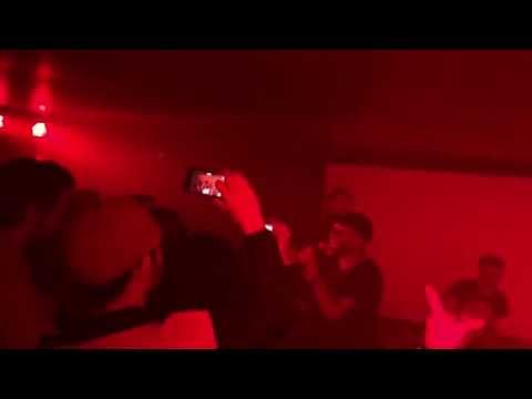 Carlton Livingston "100 Weight of Collie Weed" live at Simmer Down Sound