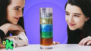 ¿Por qué el agua se queda abajo del aceite? | ¿Por qué? ¿por qué? | Discovery Kids