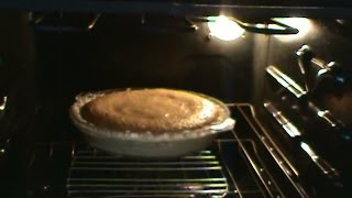 Old-Fashion Shoo Fly Pie