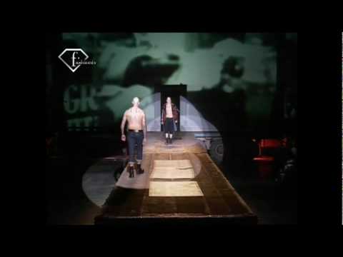 fashiontv | FTV.com - ANDREW MACKENZIE HOM AH 2003/2004