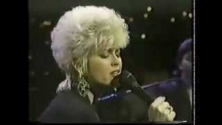 LORRIE MORGAN - HE TALKS TO ME