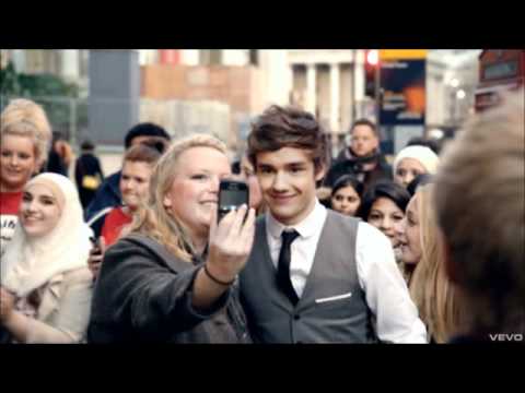 Liam Payne speaks in Malay. (HQ sound)