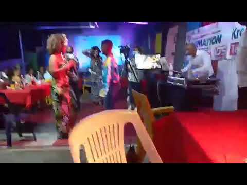 BENJAMIN AFA FEAT EMILIE IVARA DUO - MON BONONM