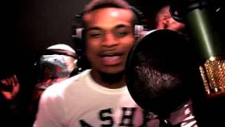 Travis Porter feat Bryan J - Uh Huh part 2 STUDIO PERFORMANCE