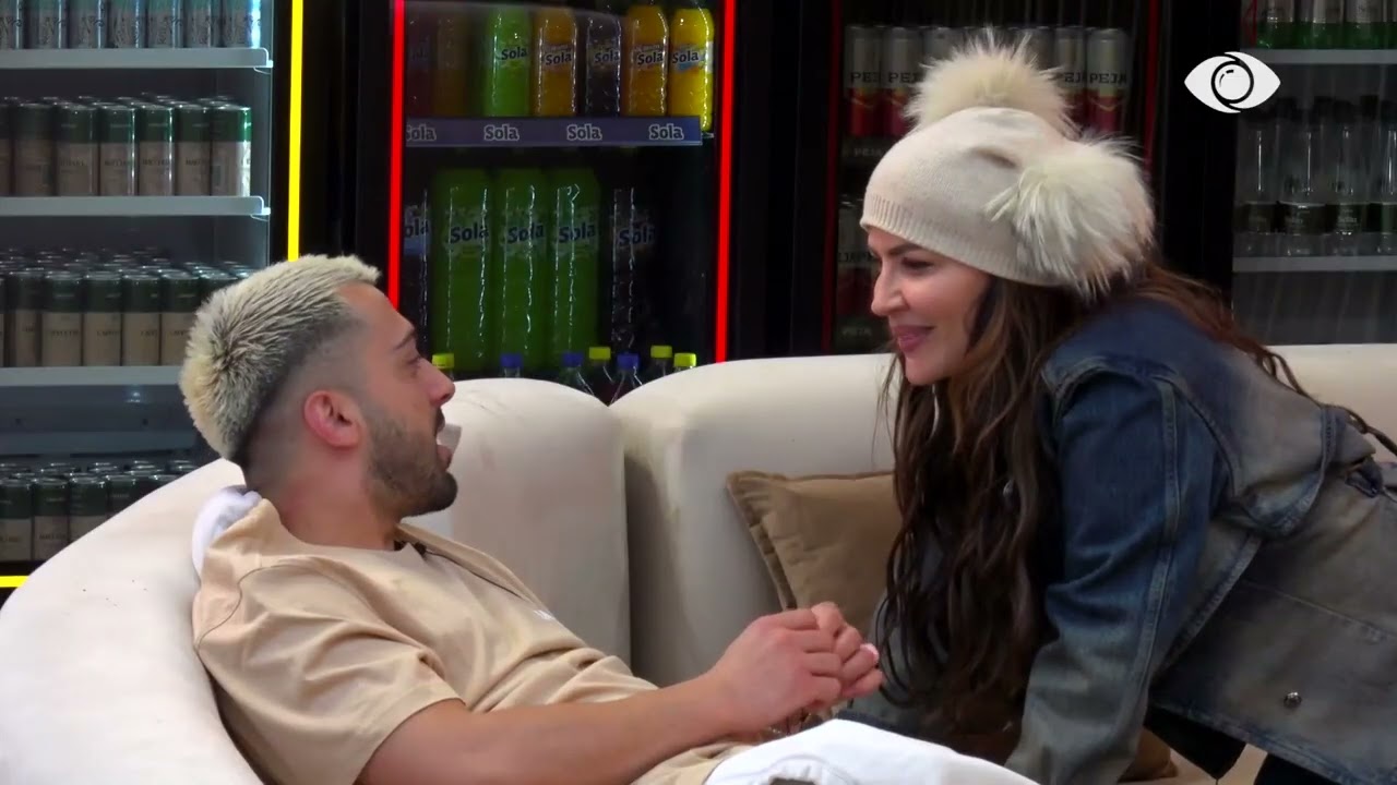 Momente gazmore, batuta mes Rozanës dhe Gjestit