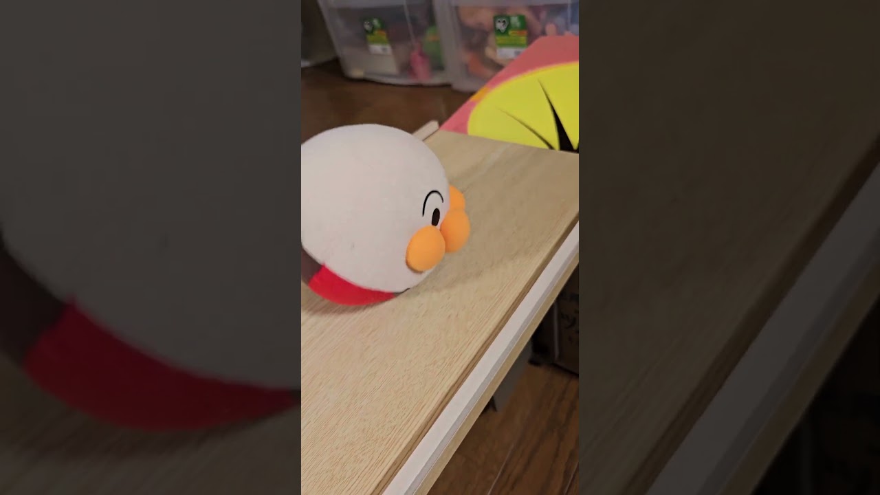 アンパンマン ばいきんまん 転がる