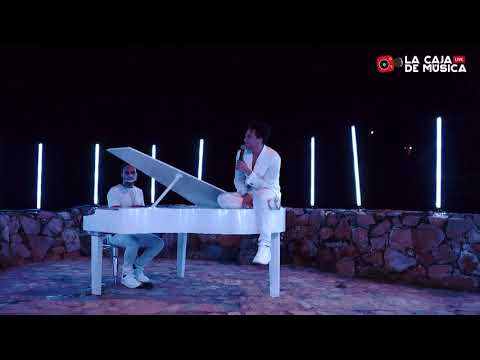 Del Ahogao El Sombrero, La Moza, Despierto (En Vivo) - Silvestre Dangond