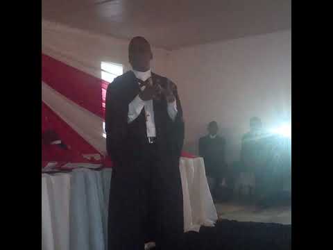 Ndiwunikela ezandleni zakho umoya wam by Vangeli Yaphi