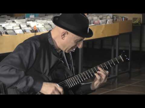 Elliott Sharp plays Monk, PointCulture Charleroi - 5 mai 2017 - 2/3