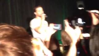 Karaok - Gil McKinney