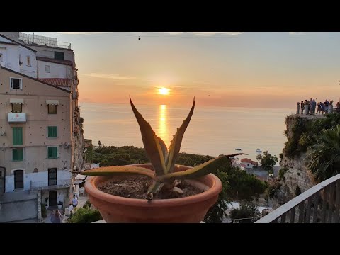 TROPEA NON SOLO CIPOLLE- VIAGGIARE IN CAMPER IN CALABRIA. CAMPER TOUR 11.11