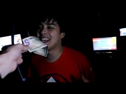 GEOFF WINS DIVEKICK TOURNEY, DANCES + FREESTYLES WHILE WASTED (Divebar Tournament Teaser)