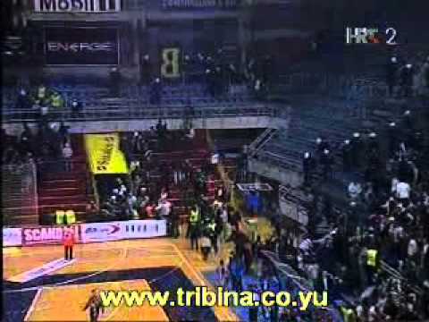 RK Partizan - RK Zagreb neredi 04/05 #1