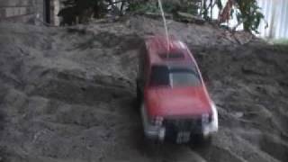 preview picture of video 'Tamiya Pajero 1/10 R/C Dirt'