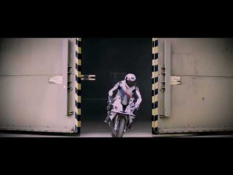 BMW S1000RR 2023: più potente, più sofisticata e con le ali