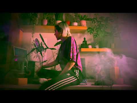 anto9 #hot16challenge2