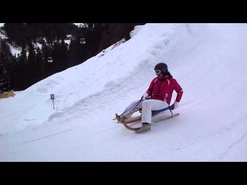 Schneetag PH Zürich 2011 - Schlitteln Rinerhorn