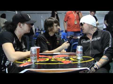 103.9 THE X - Rock on the Range 2011 - Hollywood Undead - Artist Interview