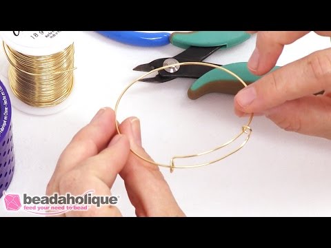 How to make an expandable charm bangle using the artistic wi...