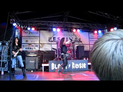 Black Rosie - Live Wire (AC/DC Cover) @ Rathausplatz Festival