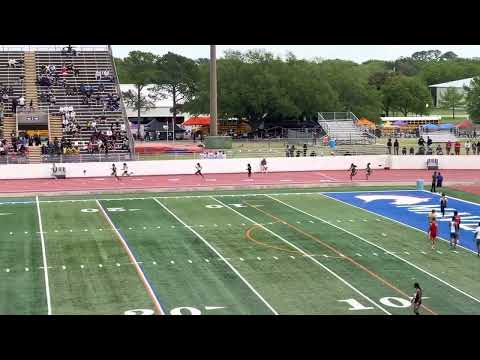 Freshman Jailah Robinson Advances on to finals | 5A Region2 Girls 400m Prelims | 56.69 | NFHS | MTC